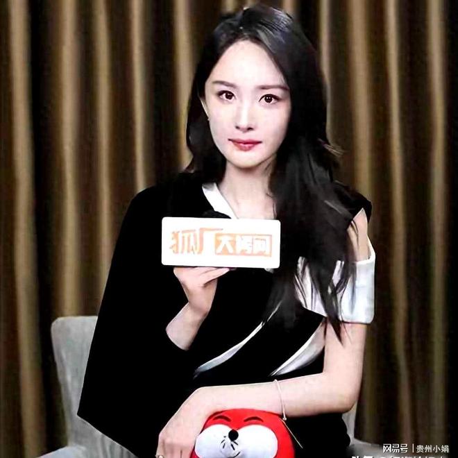 嫌弃的“保姆”杨幂如今狠狠打了他的脸开元ky棋牌风水轮流转!曾被刘恺威(图6) 嫌弃的“保姆”杨幂如今狠狠打了他的脸开元ky棋牌风水轮流转!曾被刘恺威(图6)