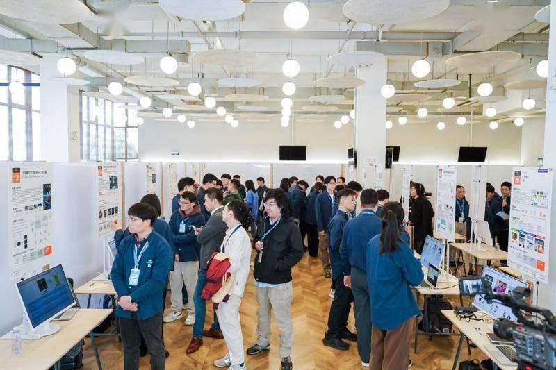 “透视”这场创新大赛把“未来”搬进现实ky开元棋牌剧本杀不用搭场景、行车可(图6) “透视”这场创新大赛把“未来”搬进现实ky开元棋牌剧本杀不用搭场景、行车可(图6)